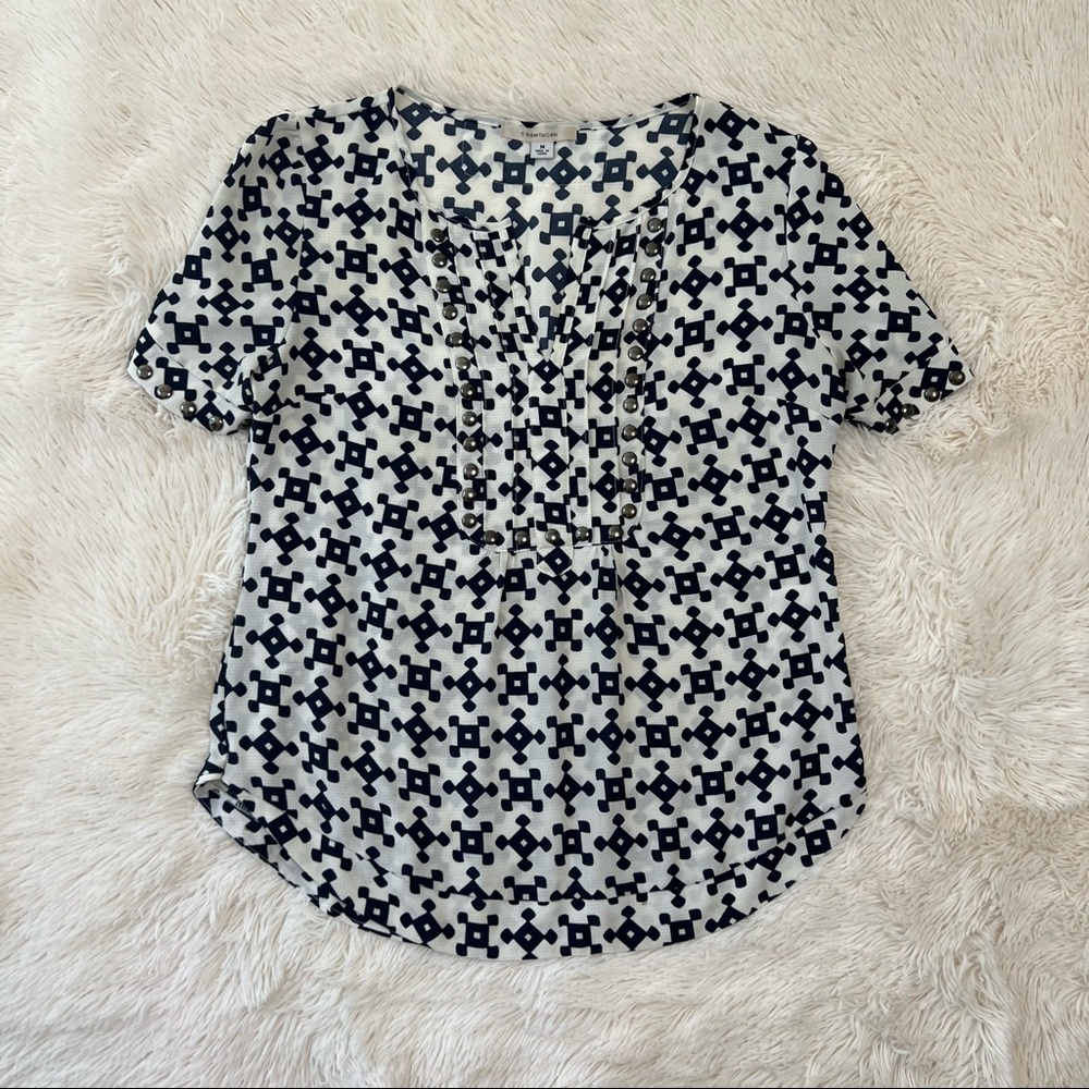 41 Hawthorn black and white blouse geometric print puff sleeve studded S…
